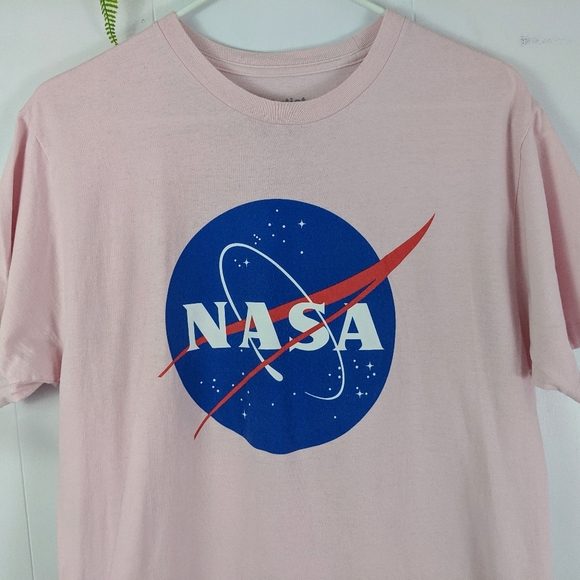 ♻️ NASA pink unisex tee - Picture 2 of 3